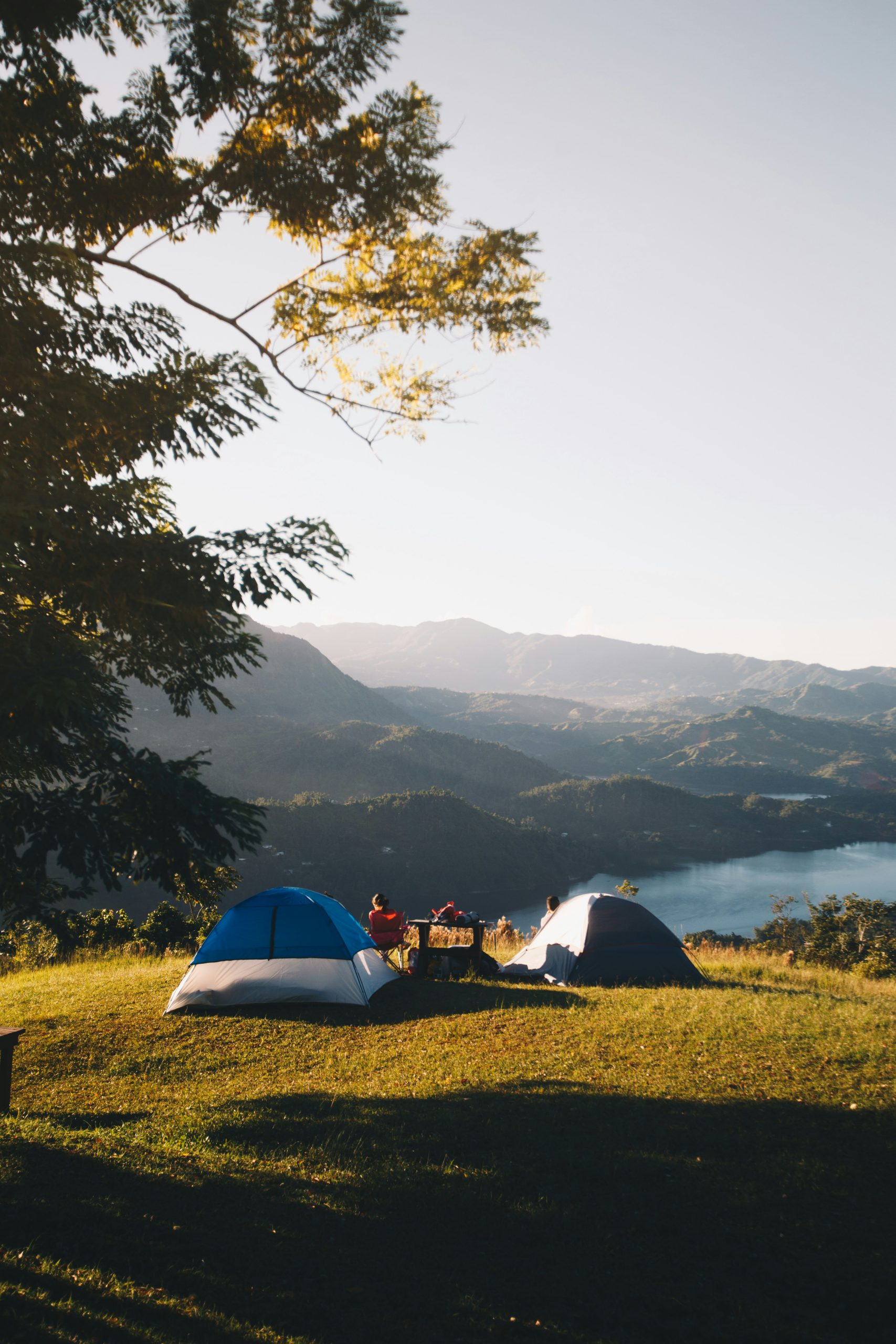 LAKESIDE CAMP